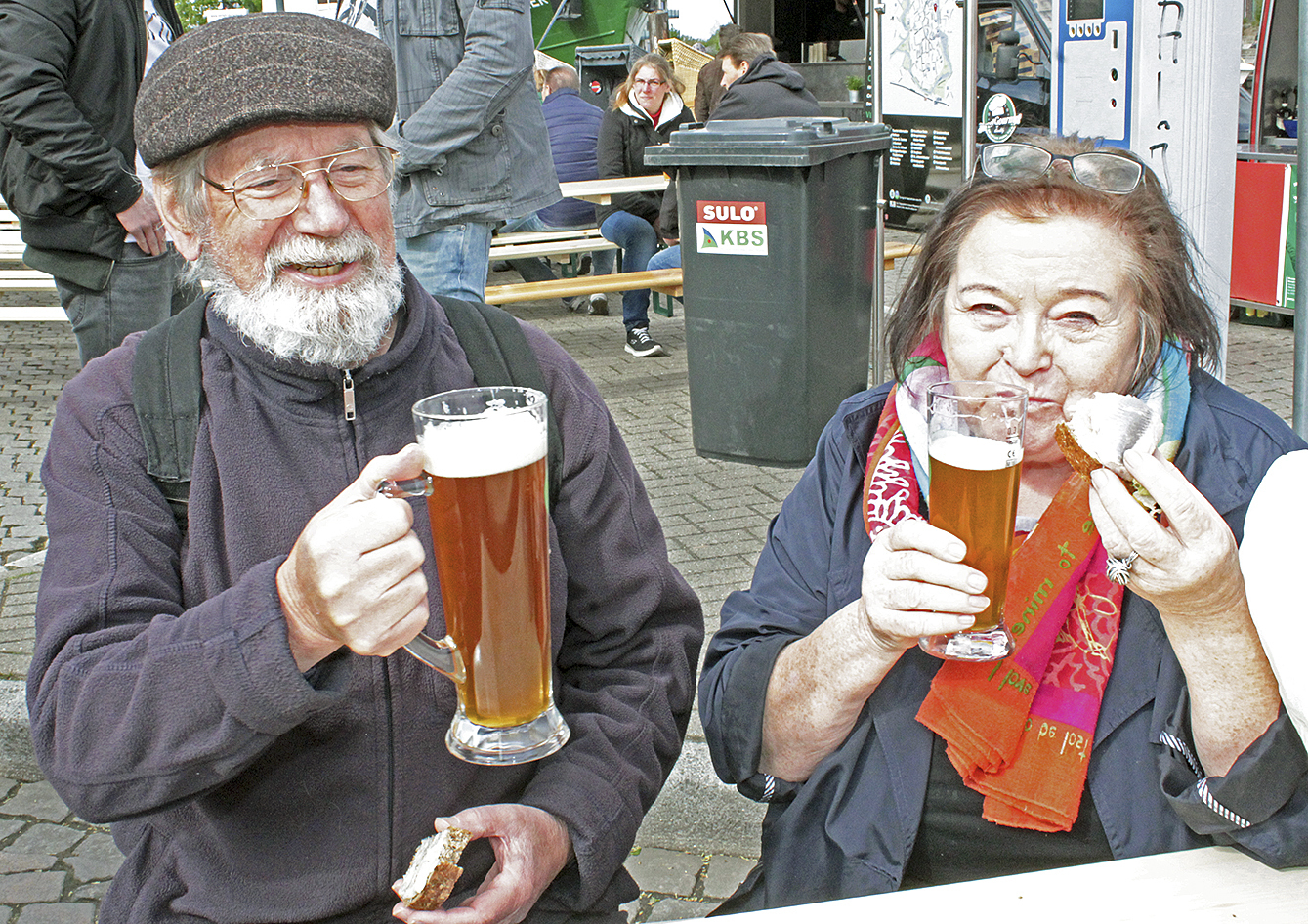 Manfred und Gabriele Wienane genossen das Festival in vollen Zügen Foto: jab