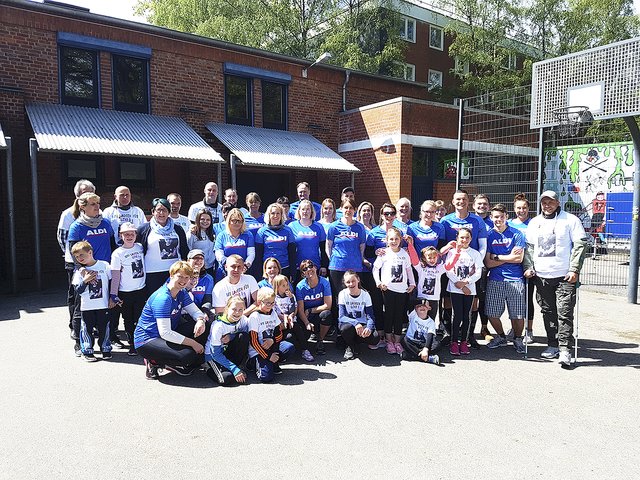 Das Team Aldi lief für die an Krebs erkrankte Tochter einer Kollegin | Foto: os