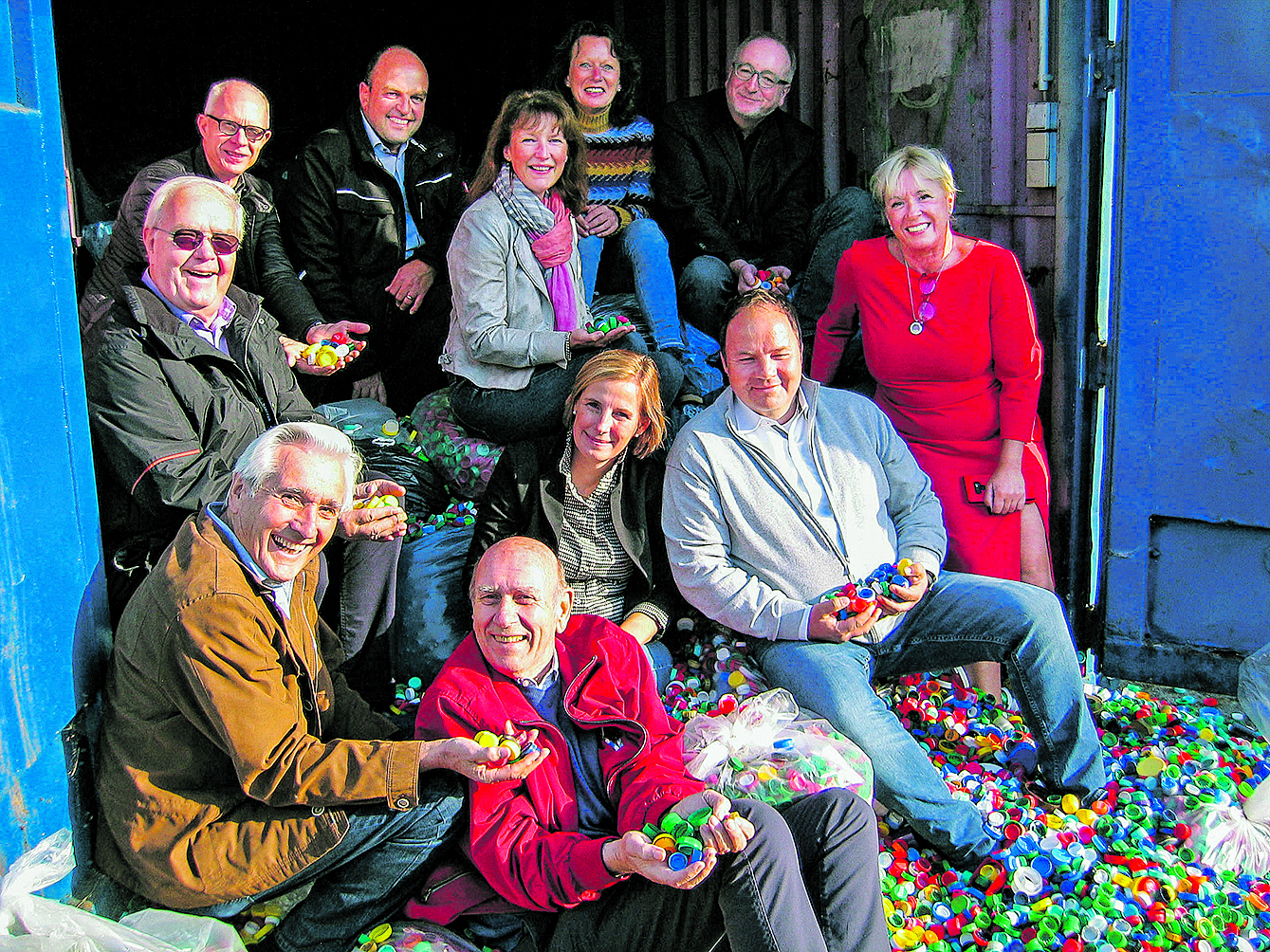 Starkes Engagement für "Deckel drauf": Ende 2018 übergaben Mitglieder des Rotary Clubs Winsen die Sammelaktion an die Seevetaler Rotarier Foto: Rolf Schriefer
