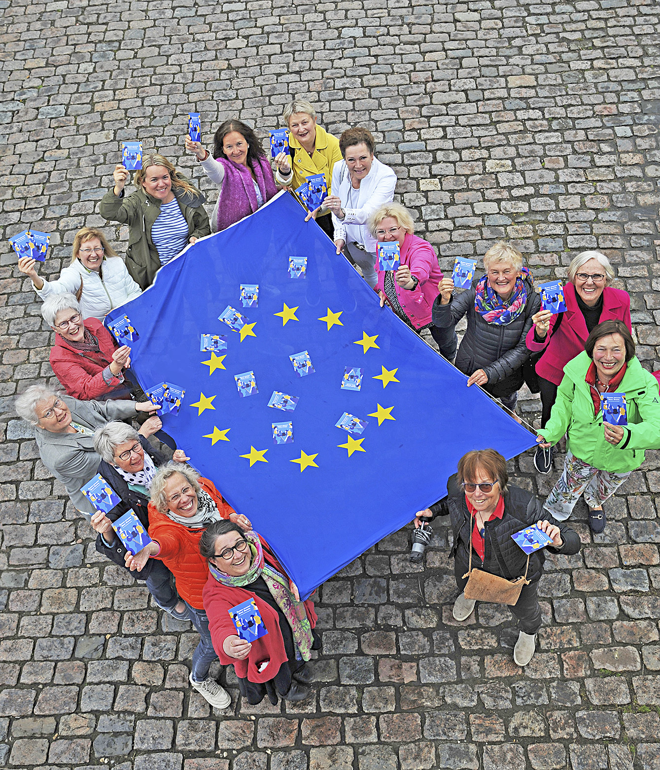 Die Frauenservice-Club wirbt für die Europawahl Foto: Marlene Apmann