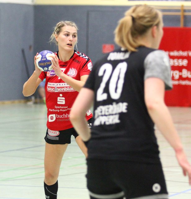 Marleen Kadenbach im Ballbesitz
