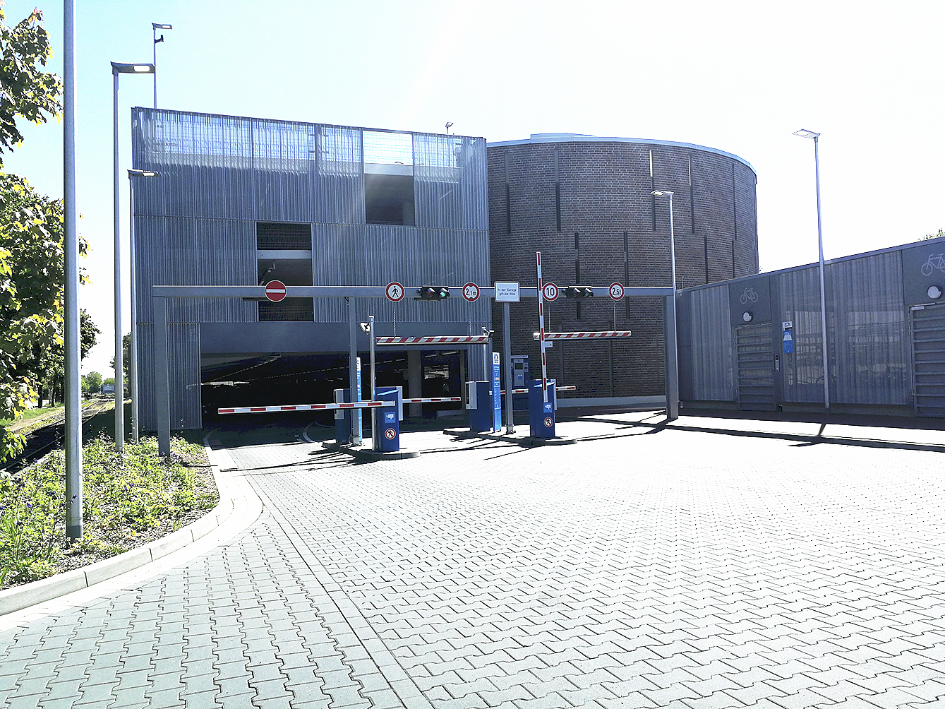 Mittlerweile zu zwei Dritteln ausgelastet: das Parkhaus am Bahnhof Foto: thl