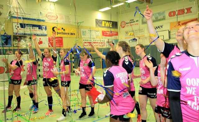 Die "Luchse" im Freudentaumel