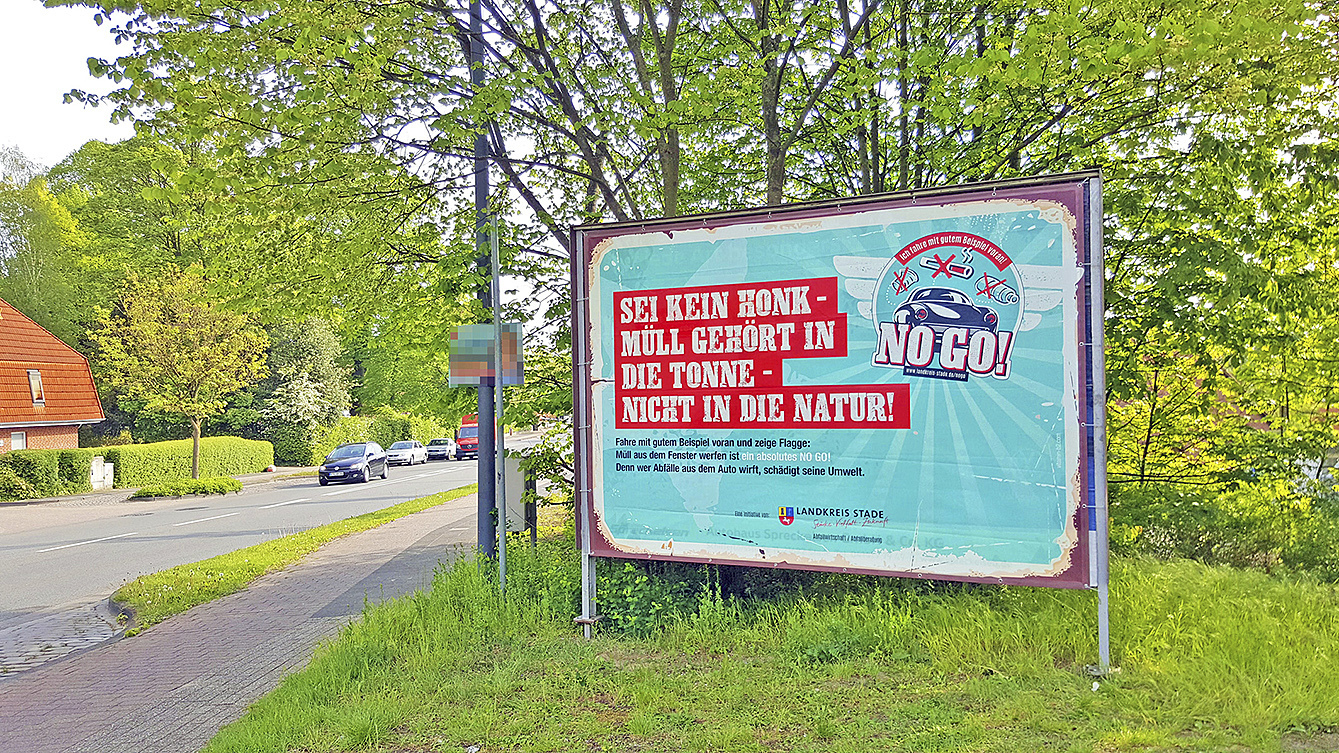 „NO GO“-Großplakat an der Bremervörder Straße in Stade Foto: Landkreis Stade/Sabine Kiehl