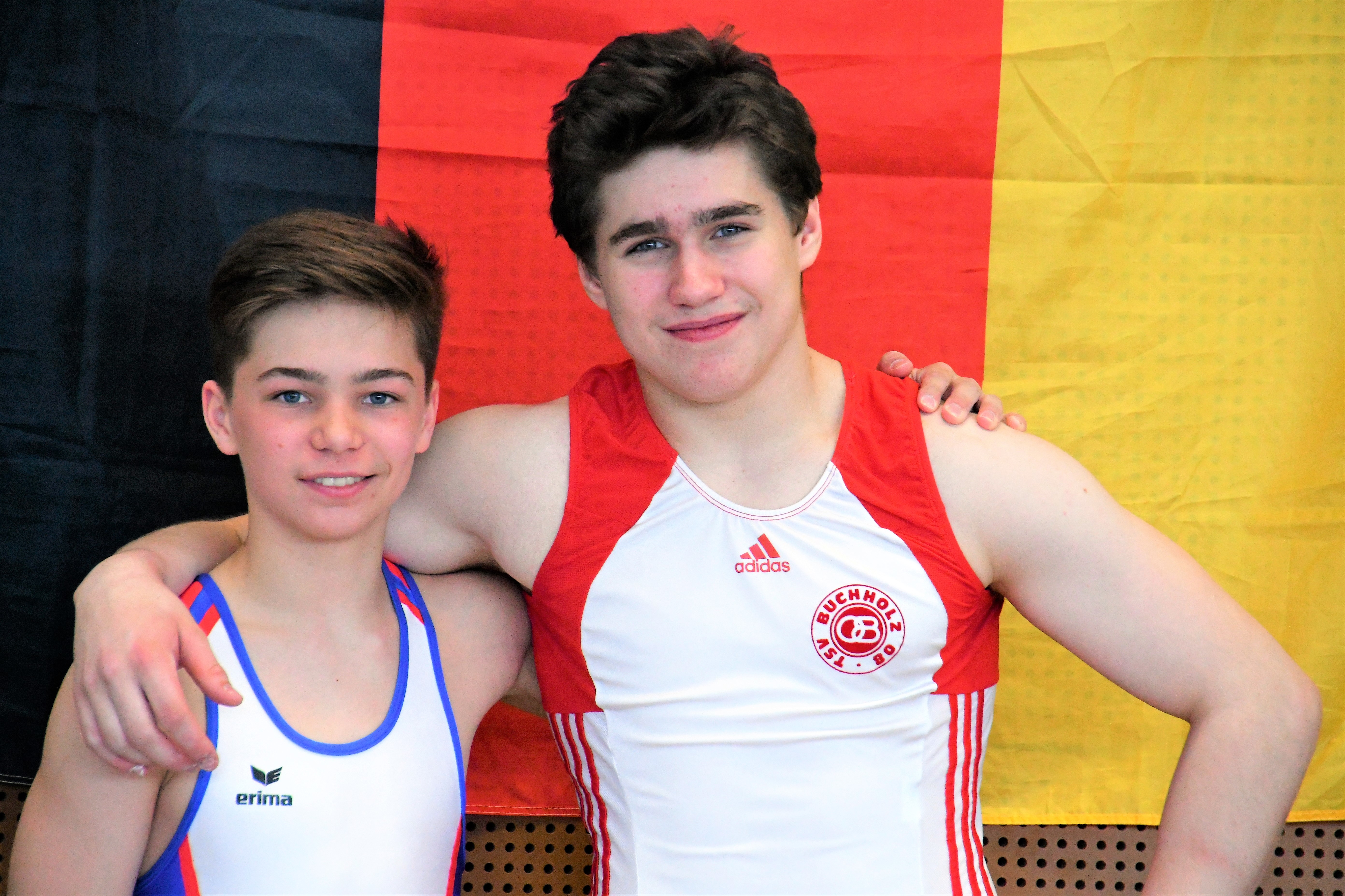 Timon Raunecker (li.) und Gregory Keck vom TSV Buchholz 08