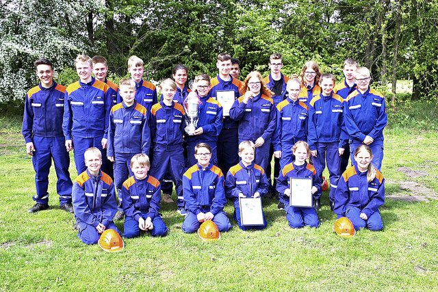 Drei Teams der Jugendfeuerwehr Oldendorf gingen beim Leistungswettbewerb an den Start