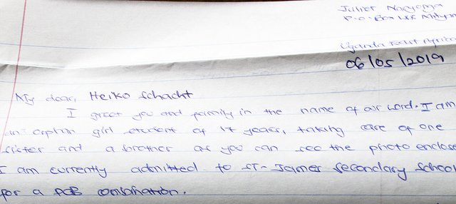 Auffällig: Datum und Name wurden anscheinend von jemand anderem als dem Briefschreiber verfasst