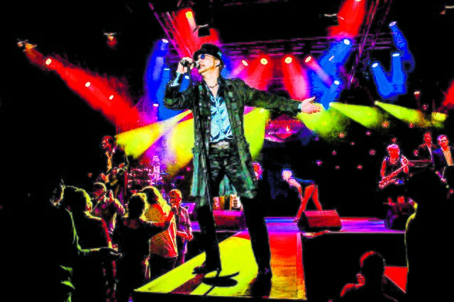 Die Marios-Westernhagen-Tribute-Band wird am Samstag auf der Naturbühne spielen