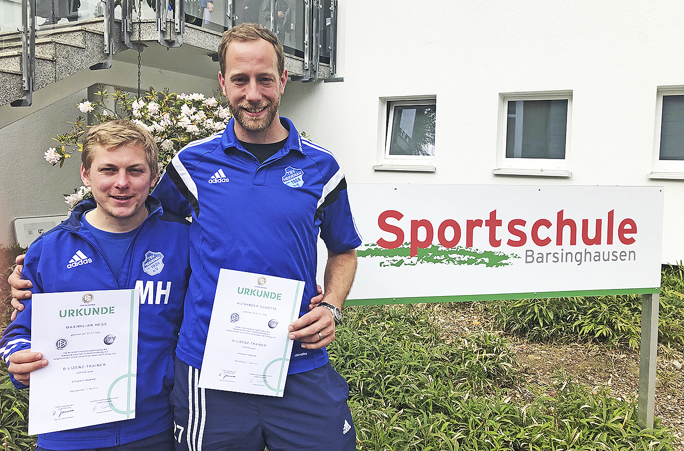 Maximilian Hess (li.) und Alexander Schütte absolvierten erfolgreich die B-Lizenz-Prüfung