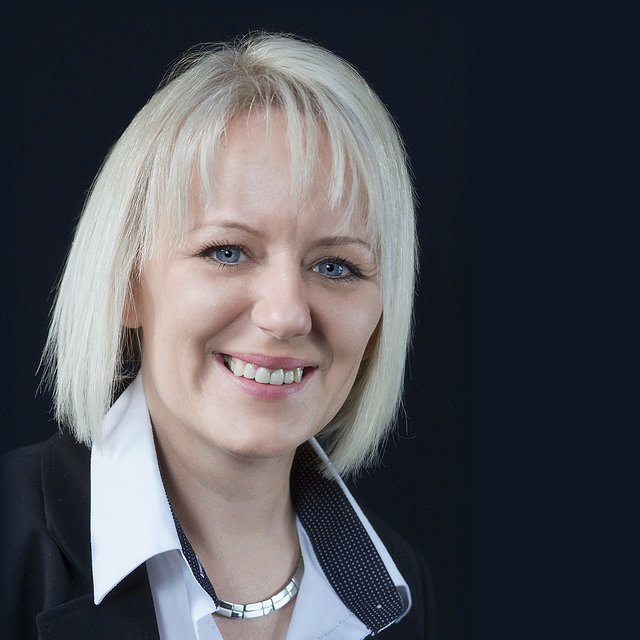 Versicherungsmaklerin Jasmin Kramer    | Foto: Fotoschmiede Tostedt
