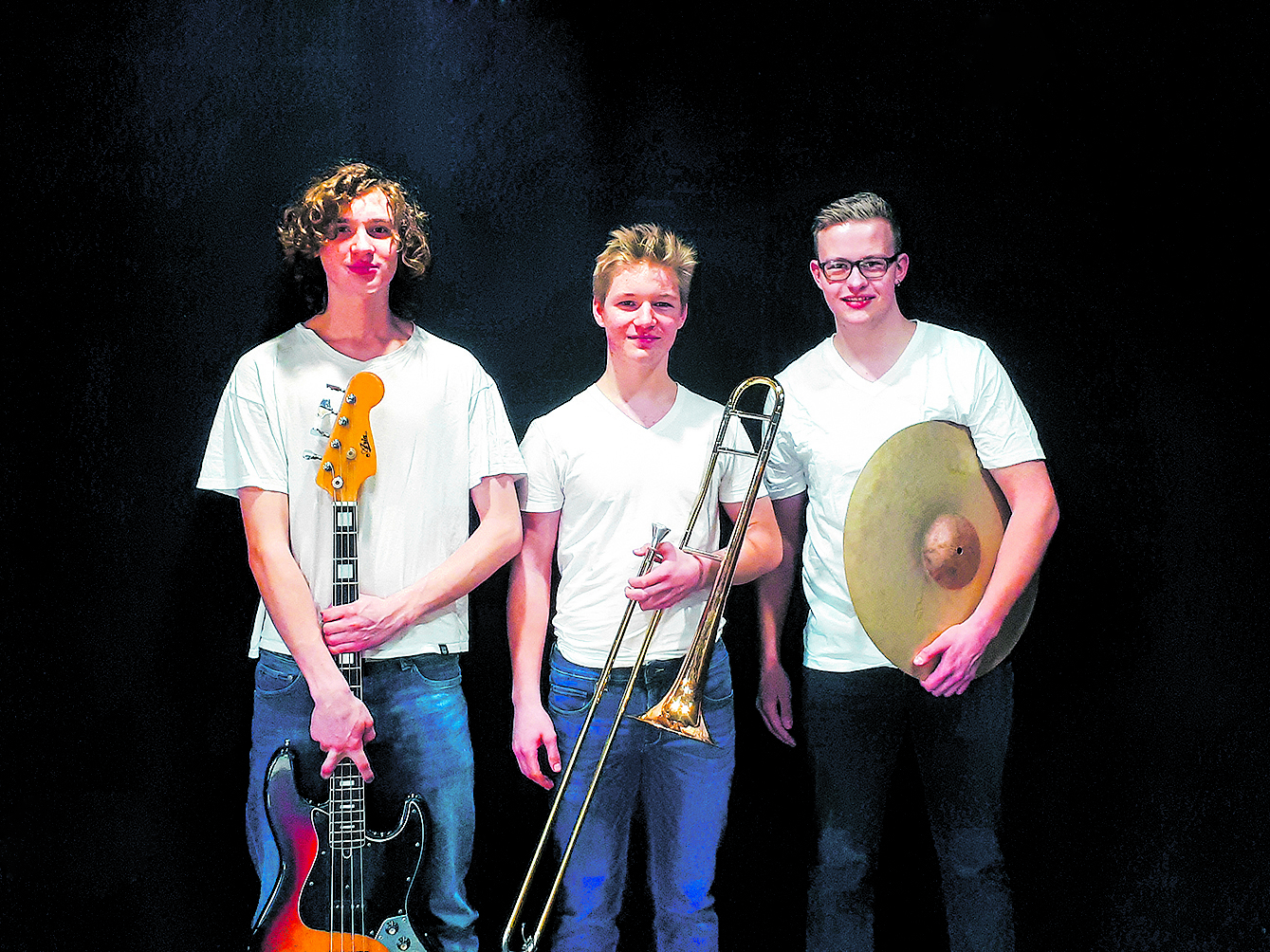Mischen als "Crowd und Rüben" die Bundesbegegnung "Jugend jazzt" auf (v. re.):
die Musiker Marcus Theilmann, Matthis Wroblewski und Johann Greve
