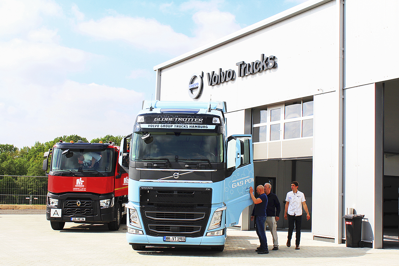 Das neu eröffnete TruckCenter Hollenstedt ist Vertragspartner von Volvo und Renault Fotos: as