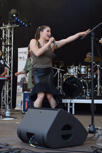 Sorgte für Stimmung: Jody Kailola mit ihrer Band aus den Niederlanden 