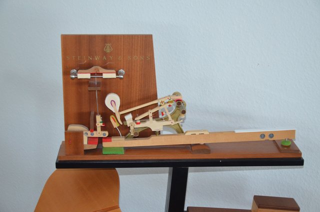 Blick auf die einmalige Steinway-Mechanik