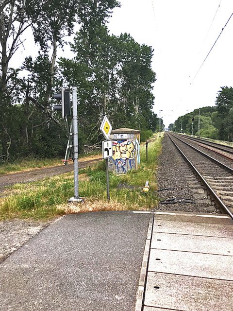 Entlang der Bahn sollte der Radweg führen. Das wird nichts. Doch Alternativen sollen möglich sein Foto: Metropolregion/Peters