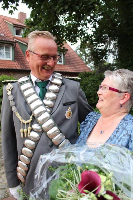 König Rüdiger Albers mit Gattin Magreta