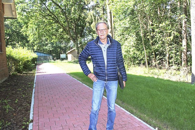 Ortsbürgermeister Hermann Müller wünscht sich auch sonntags eine Busverbindung von Haddorf in die Innenstadt