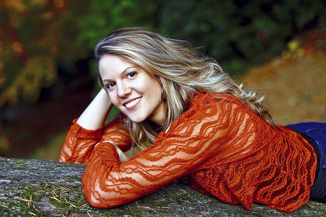 Sängerin Christin Fabienne bringt mit "Ewigkeit" ihren ersten Song auf den Markt