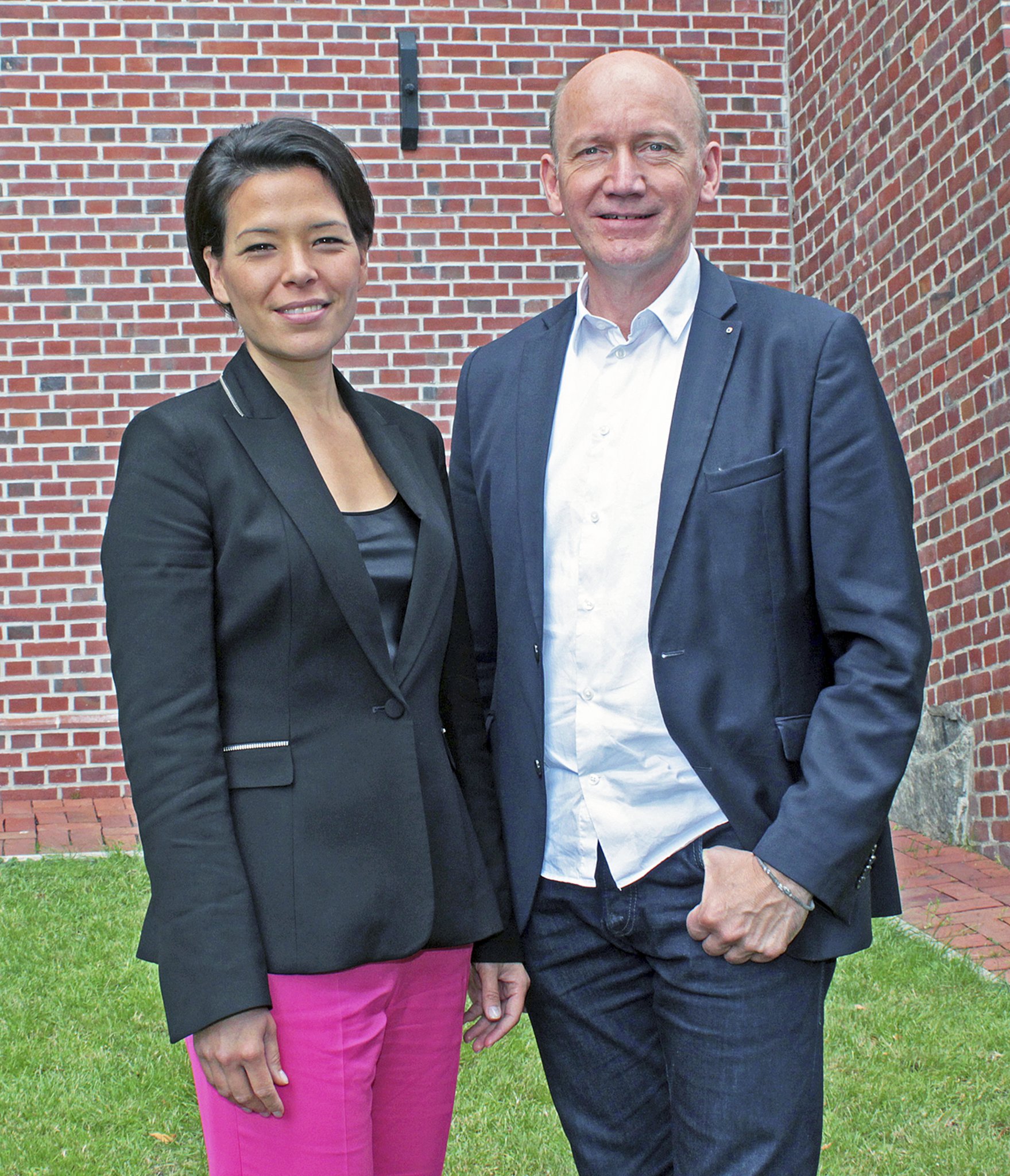 Naby Oberbeck aus Hameln übernimmt das Amt von Annette Kirn als Geschäftsführerin: Das neue Gesicht des Dia - Kreiszeitung Wochenblatt