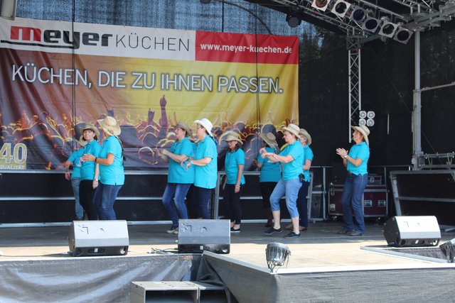 Haben beim Tanzen Country im Blut: die "Meckel-Town Liner" | Foto: ce