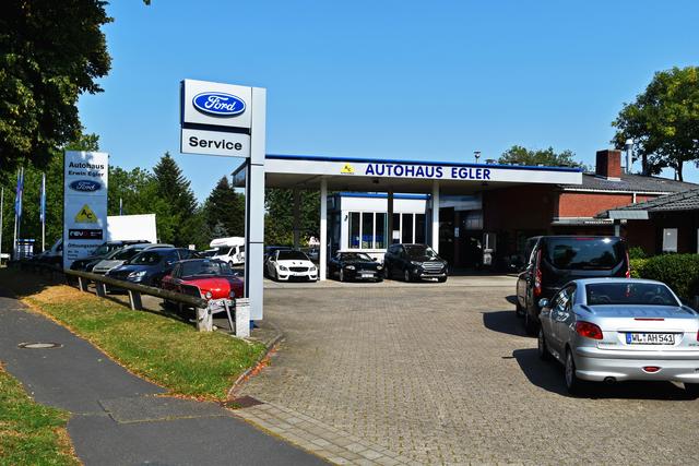 Das Autohaus Egler liegt zentral an der Hamburger Straße 9 in Tötensen | Foto: Axel-Holger Haase