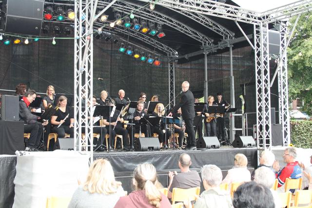 Die Big Band "So What" der Musikschule unter Leitung von Thomas Hansen
