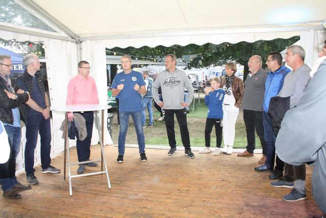Der Buchholzer FC bat am Sonntagmittag zum Frühschoppen