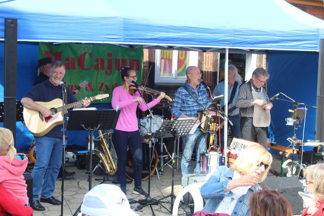Vom Kirch- und Markttag nicht mehr wegzudenken: die bei "Eisen-Horni" auftretende Band "MaCajun" | Foto: ce