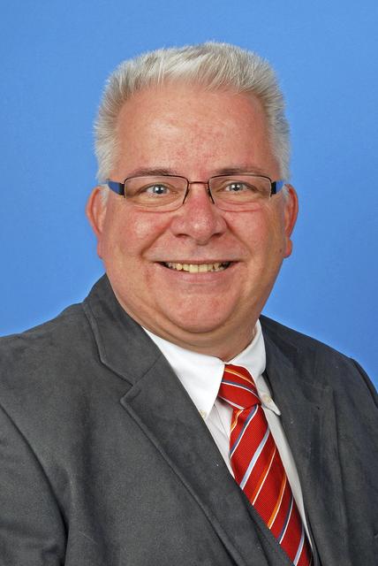 Wollte die Sitzung am liebsten nach zehn Minuten unterbrechen: der Ausschussvorsitzende Andreas Steltenpohl (CDU)