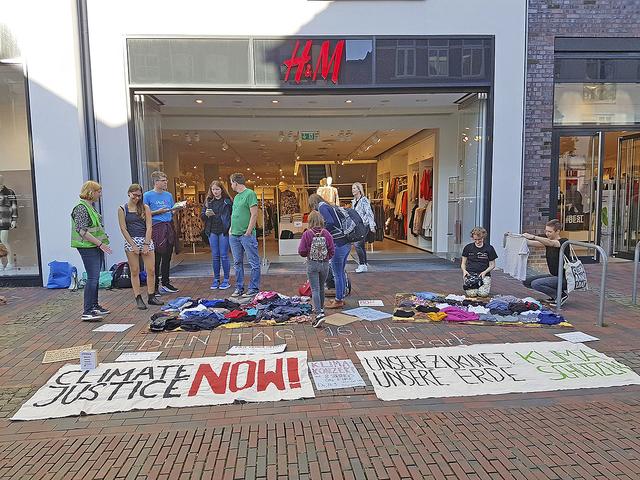 Weniger Konsum ist mehr Kliamschutz: Tauschmarkt von "Fridays for Future Buxtehude" | Foto: FFF Buxtehude