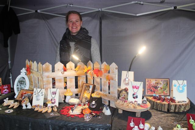 Aluschmuck gab es am Stand von Jana Büttner  | Foto: lt