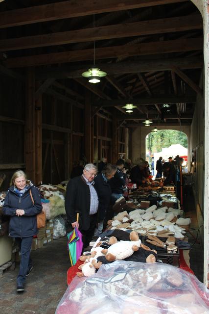 Kunsthandwerk und Nützliches unter einem Dach: Auch das bot der Herbstmarkt | Foto: ce