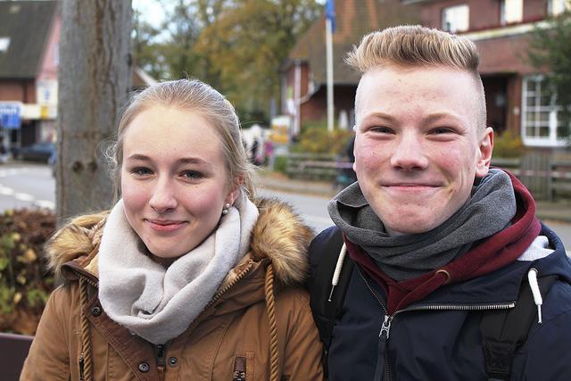 Für Jannis Becker und Alina Beyer gehört der Besuch des Marktes einfach dazu