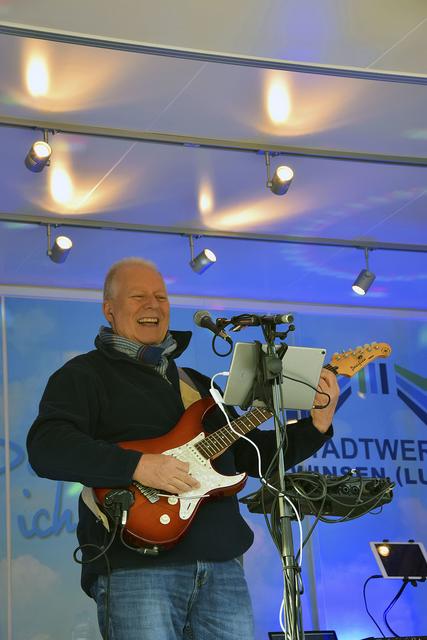 Gut gelaunt: Ronny Wilson macht den Sound zum Markt