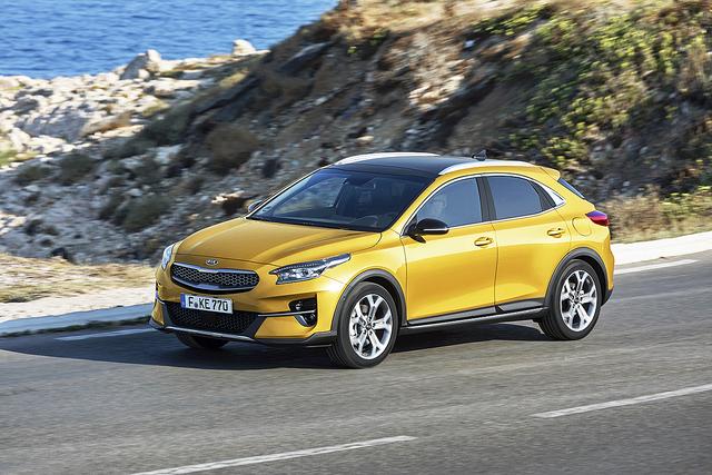Der Kia XCeed überzeugt die Motorjournalisten und erhält Bestnoten in Fachzeitschriften | Foto: Kia
