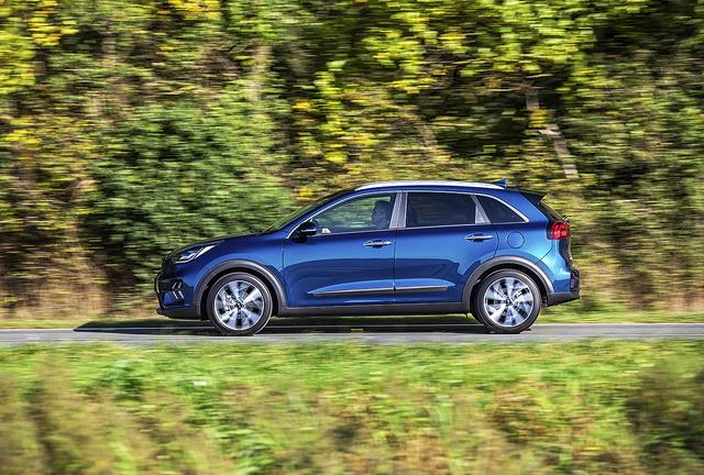 Der Kia Niro Hybrid bietet hohen Fahrkomfort und sehr geringen Verbrauch | Foto: Kia