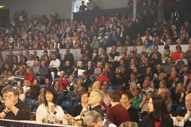 Gut gefüllt: Mehrere tausend Besucher kamen in die Sporthalle Hamburg