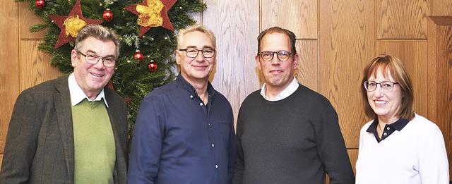 Der neue Vorstand möchte den Gewerbeverein Rosengarten voranbringen (v. li.): Axel Krones,
Henry Bielefeldt, Dirk Tresenreiter und Felicitas Richter Foto: Gewerbeverein Rosengarten
