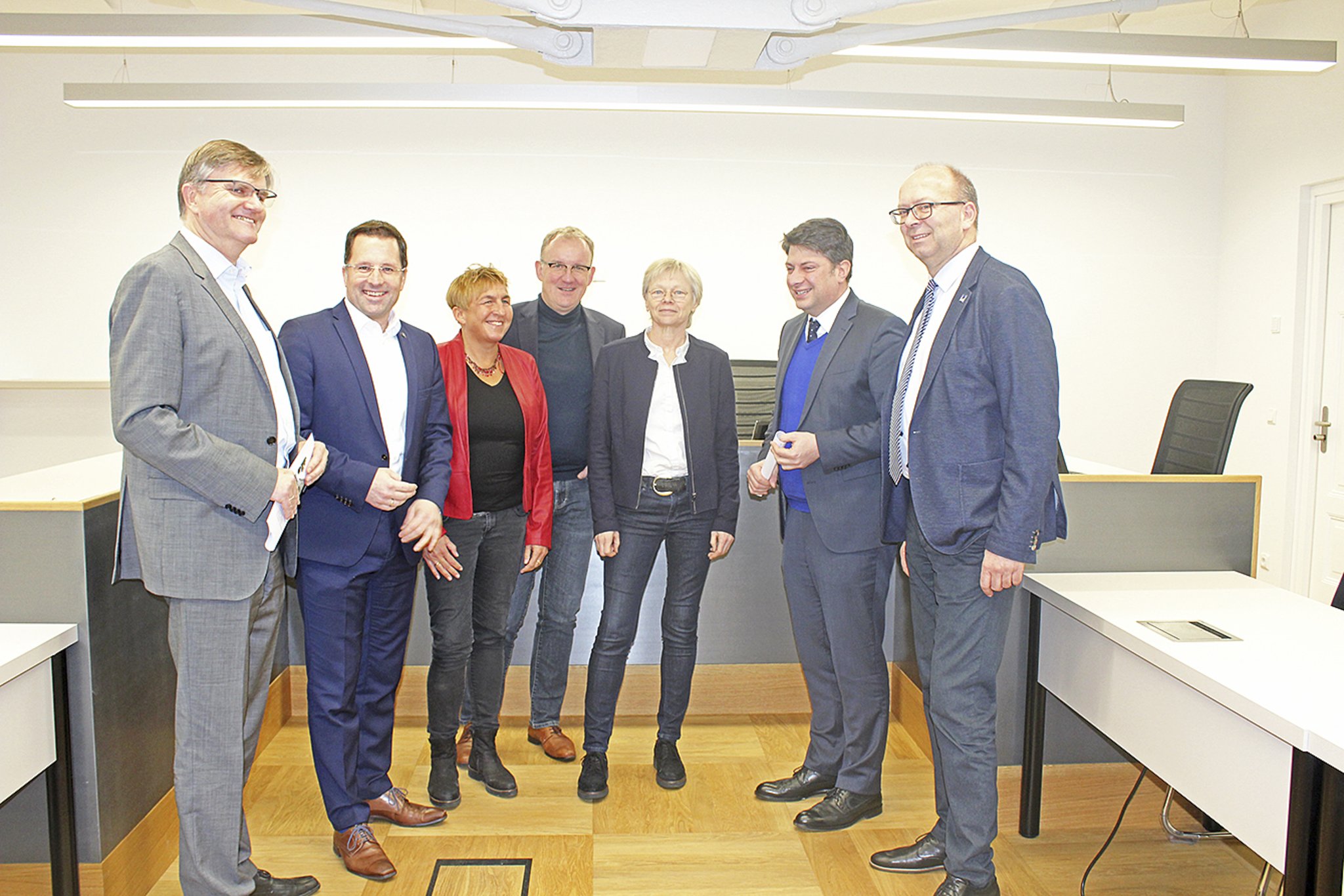 Mehr Platz für die Richter CDUAbordnung aus dem Landtag besucht das