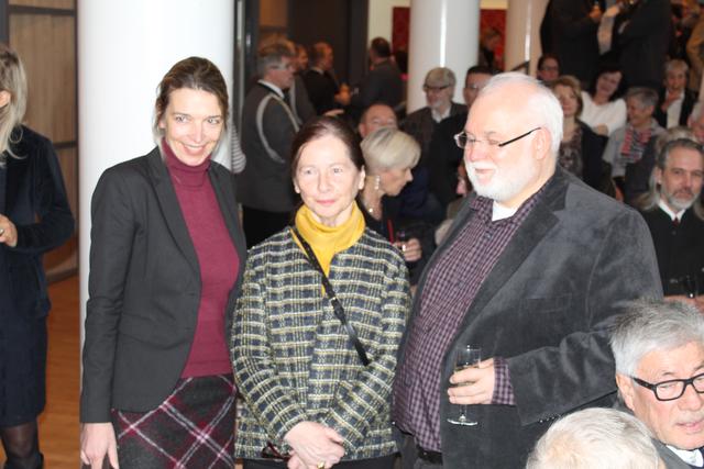 Prominente Gäste (v. li.): Bundestagsabgeordnete Svenja Stadler, Buchholz' Ehrenbürgerin Ute Schui-Eberhardt und Wilfried Bolte vom Buchholzer Bündnis für Flüchtlinge | Foto: ce