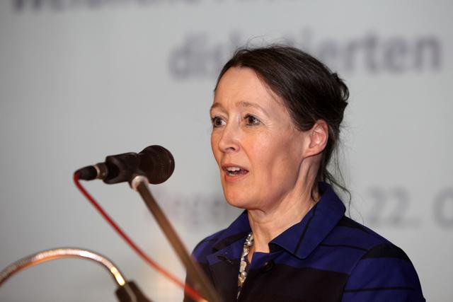 Die Kulturwissenschaftlertin Dr. Esther Gajek referiert am Donnerstag, 27. Februar, in Stade zum Thema "Kein Ruhestand. Wie Frauen mit Altersarmut umgehen" | Foto: Karina Holst