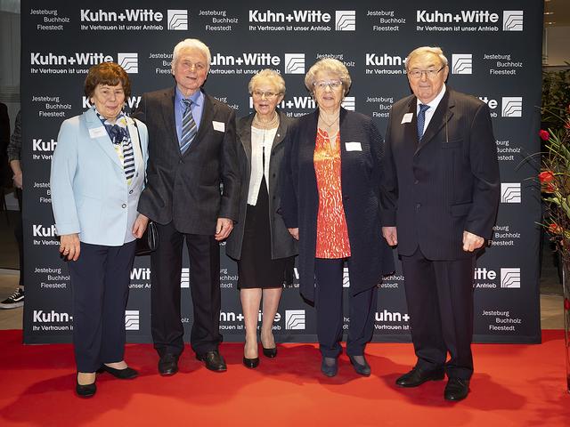 Kuhn + Witte-Firmengründer Harald und Anneliese Witte (v. re.) mit seiner Schwester Ingrid Gehrke und seinem Bruder Werner Witte mit Ehefrau Elisabeth    | Foto: Gilbert Studios Jesteburg