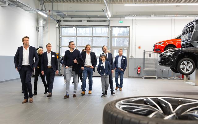Viele Gäste nahmen an den Führungen durch den AUDI Terminal teil | Foto: Gilbert Studios Jesteburg