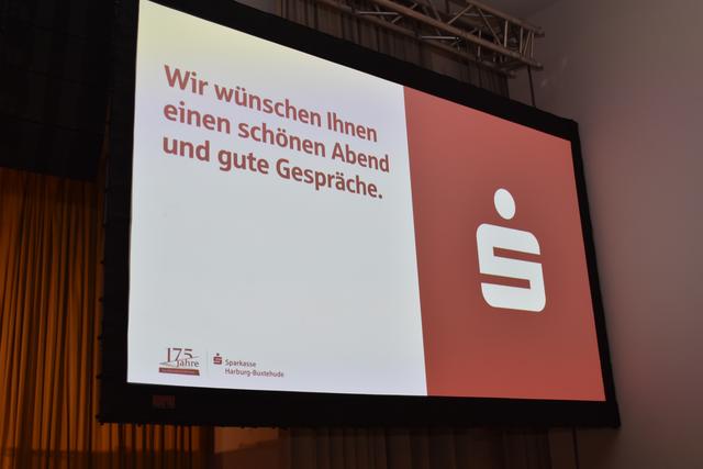 Das Motto des Jahresempfangs der Sparkasse Harburg-Buxtehude | Foto: Axel-Holger Haase