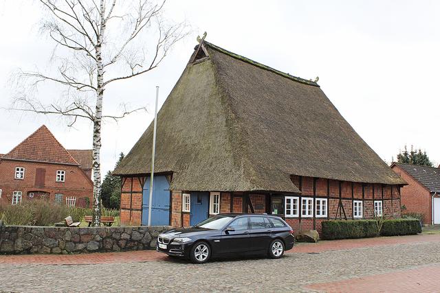 Seit 1983 Schauplatz heimatgeschichtlicher und kultureller
Veranstaltungen: die Dörpschün am Lindenberg | Foto: ce