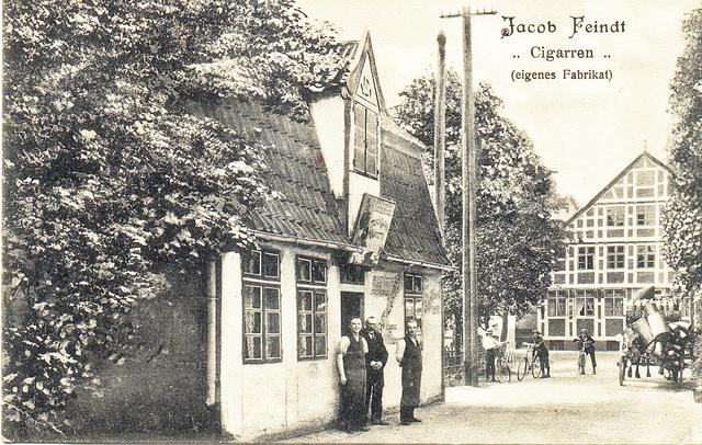 Das Zigarrenmacherhaus hatte früher ein Mansardendach und war das Geschäftshaus des Zigarrenmachers Jacob Feindt