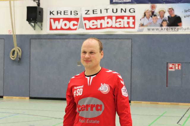 Luchse-Geschäftsführer Sven Dubau hat den Lizenz-Antrag für die 1. und 2. Bundesliga gestellt