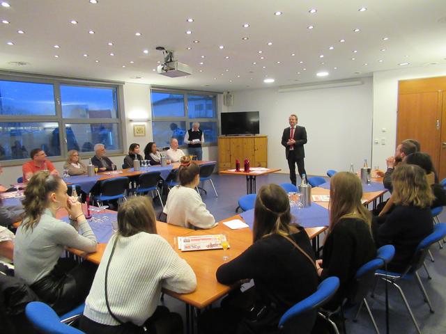 Begrüßung der Gäste durch den WOCHENBLATT-Geschäftsführer Stephan Schrader | Foto: tw