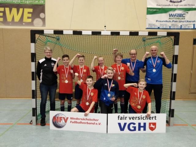 Die U13 D-Junioren der JSG AOBH II erreichten 15 Punkte und gewannen damit den Pokal | Foto: NFV