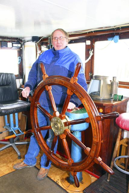 Klaus Horwege ist Vorsitzender des Fördervereins zur Erhaltung des Küstenmotorschiffs MS Jan-Dirk | Foto: sb